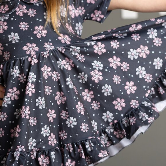 Vintage Twirl Dress in NYE Floral - Picture 4 of 4